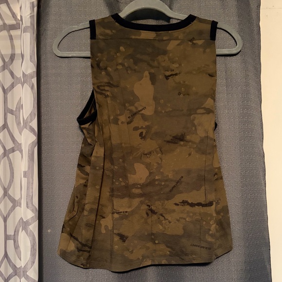 Project Rock Tank Top - Picture 2 of 3